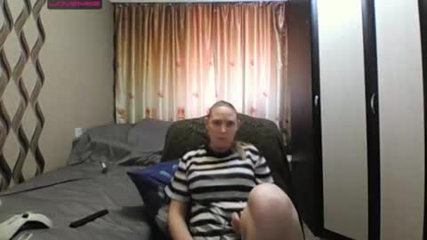 JenniDeep online show from April 14, 12:08 pm