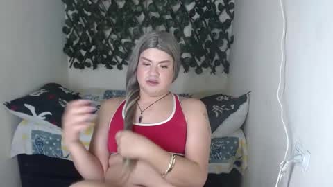 JENNIE ALEJANDRA online show from February 12, 4:01 am