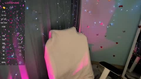 Jennie online show from November 18, 10:13 pm