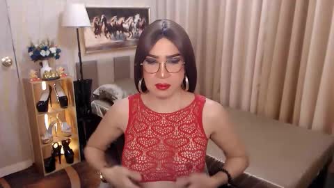 jenniegarcia online show from March 21, 4:55 pm