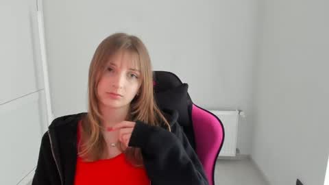 Karla online show from April 9, 12:33 pm