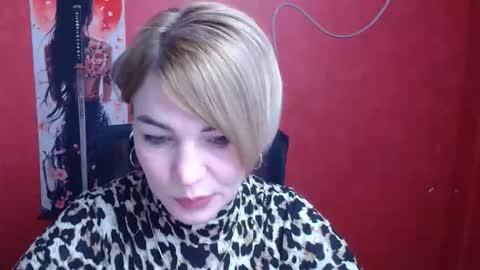 Jennifer online show from January 13, 6:21 am