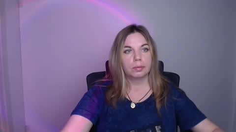 Jennifer online show from September 11, 6:09 pm