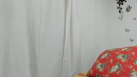 jenniferloveyou online show from March 5, 9:15 pm