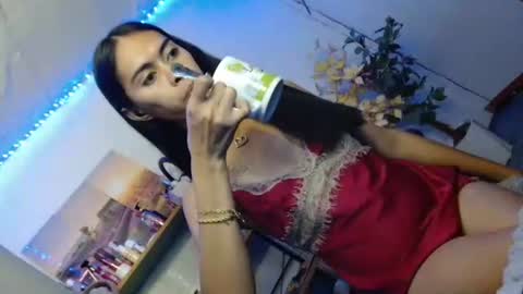 PRETTY JENNY online show from February 17, 10:53 pm