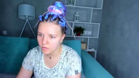 Jenny online show from July 22, 9:22 am