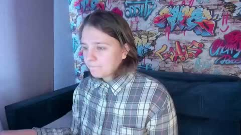 Jenny online show from April 14, 9:34 am