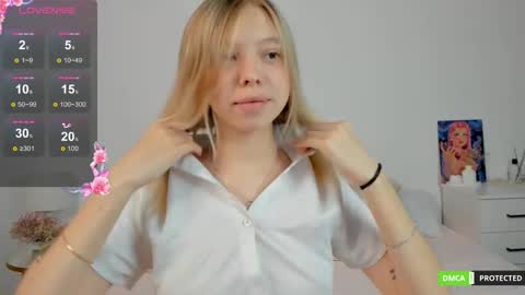 Jenny online show from September 14, 8:32 pm