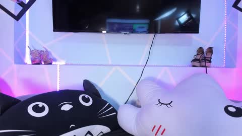 Jenny noa online show from February 8, 9:57 pm