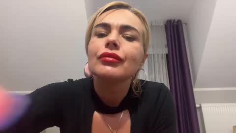 Jenny online show from February 1, 6:08 pm