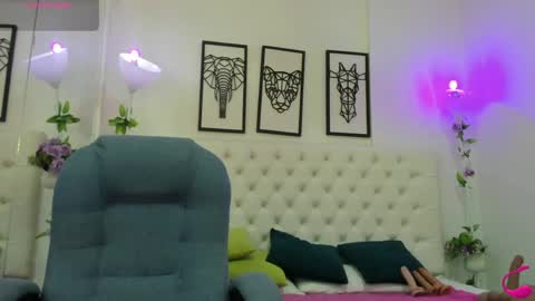 jenny_stark online show from April 15, 11:35 am