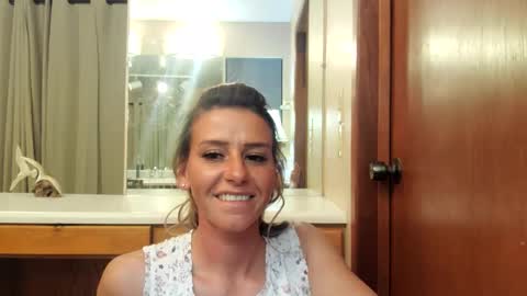 Jennythanksyou online show from February 11, 9:20 am