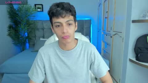  JEREMIAS  online show from April 15, 2:59 am