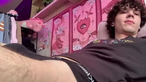 jeremy1scott online show from May 8, 5:13 am