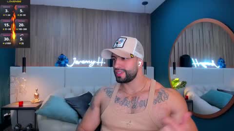 Snapshot of jeremy_harden chatting on February 18, 10:14 pm Jeremy online show from February 18, 10:14 pm