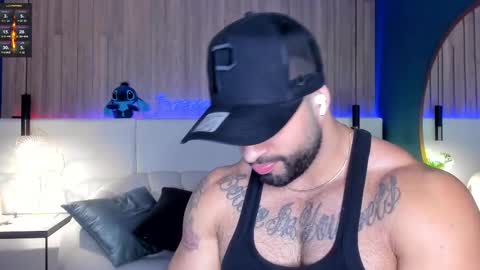 Snapshot of jeremy_harden chatting on September 12, 11:29 pm Jeremy online show from September 12, 11:29 pm