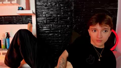 jero independent model online show from March 6, 1:48 am