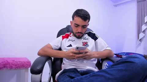 Jeremy online show from October 21, 5:01 am