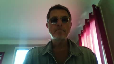 jerflor online show from March 4, 1:52 pm