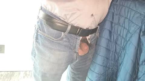 jerker_fan online show from April 7, 9:39 pm