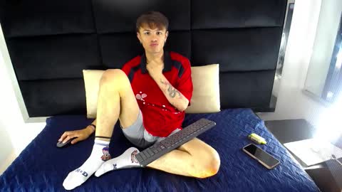 Jerom xx online show from October 10, 8:35 pm