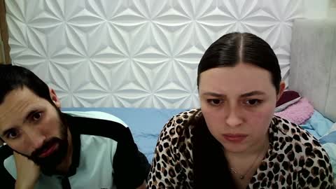 Snapshot of jerryandjessicaa chatting on December 21, 4:30 am Jess y Jerry online show from December 21, 4:30 am