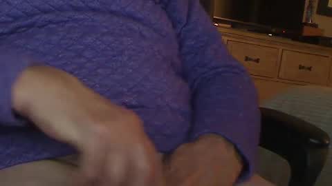 jerryb19027 online show from January 15, 9:41 pm