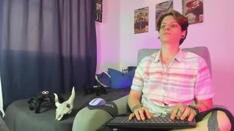 Angelo online show from October 28, 7:04 pm