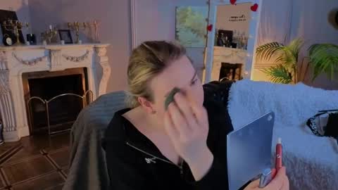 jes_solar online show from April 2, 9:44 pm