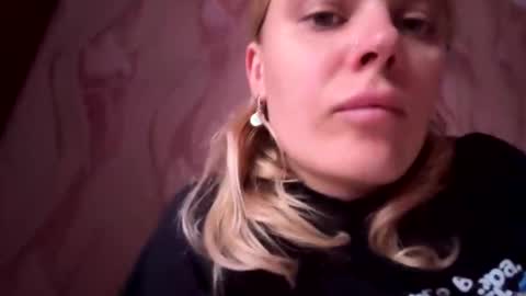 JeslyNomert online show from October 11, 12:43 pm