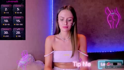 Snapshot of jess_kahawaty chatting on September 14, 9:05 pm Jess online show from September 14, 9:05 pm