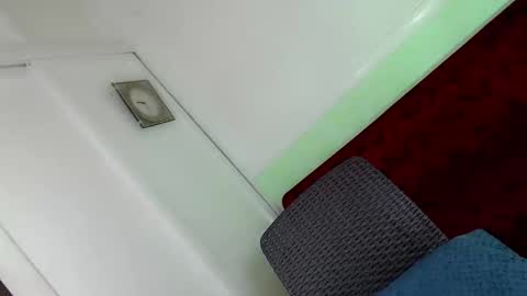 jessalicious1 online show from February 18, 10:04 am