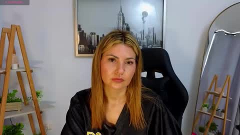 bella  adams online show from October 20, 2:55 pm