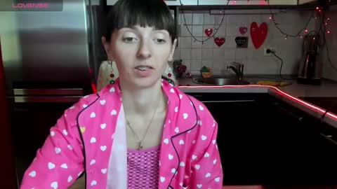 jessicaforris online show from February 11, 10:47 am