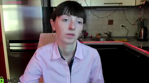 jessicaforris online show from March 10, 7:33 am