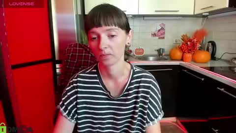 jessicaforris online show from September 22, 7:23 am