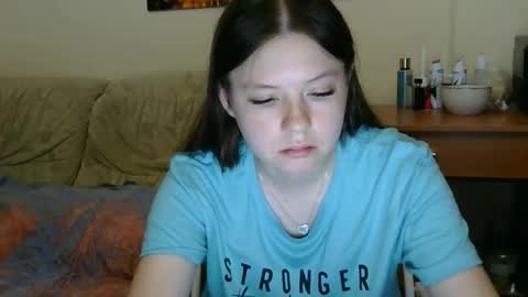 jessicaholland1 online show from June 8, 6:09 pm