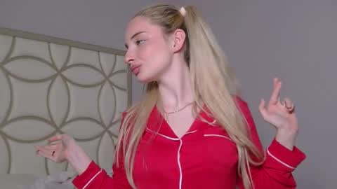 Jessica online show from November 28, 3:25 am