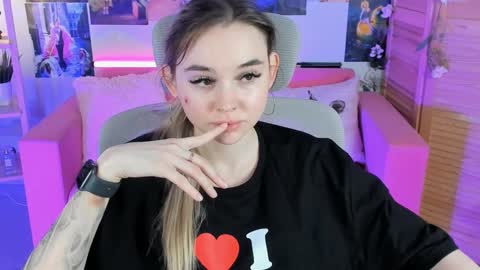 Jessica online show from December 22, 4:48 pm