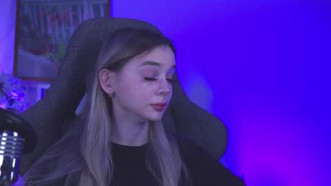 Jessica online show from December 4, 2:36 am