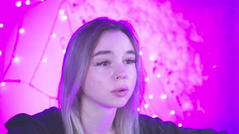 Jessica online show from December 15, 11:31 pm