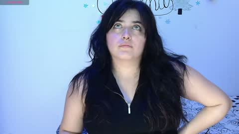 jessicared18 online show from January 29, 2:40 am