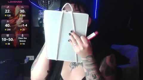 jessie_wild online show from November 2, 5:18 am