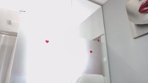 jessiejaye online show from February 11, 6:33 pm