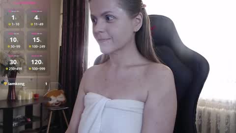 Jess online show from June 6, 1:50 pm