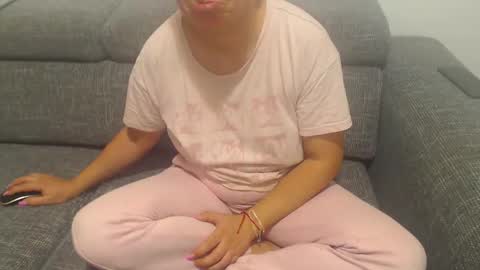 jessiestar3 online show from March 3, 5:20 am