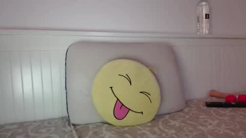 jessieryan online show from October 2, 4:11 am