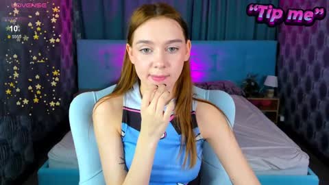 Snapshot of jessiexxiv chatting on January 7, 10:33 am Jessie online show from January 7, 10:33 am