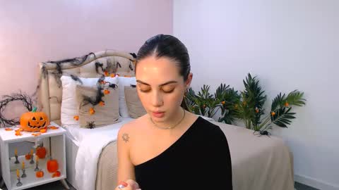 Jesskats online show from November 5, 6:37 am