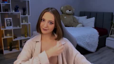 JesssWalker online show from December 3, 12:42 am